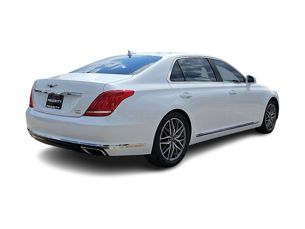 Thumbnail: 2018 Genesis G90 - 16