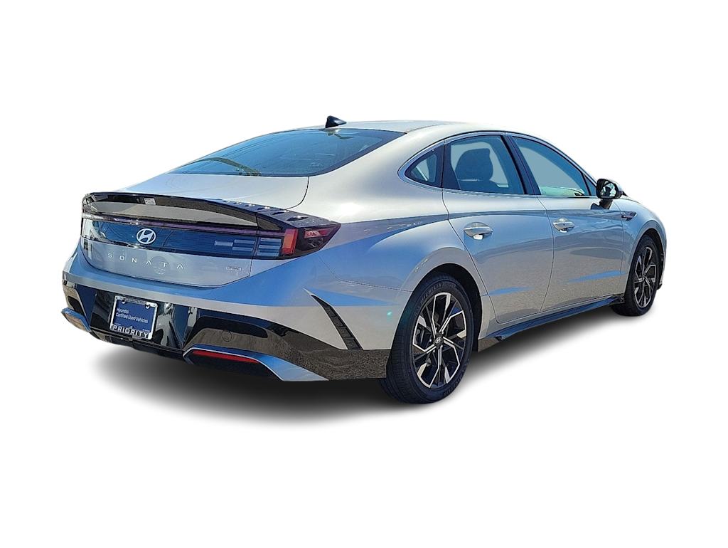 Thumbnail: 2024 Hyundai Sonata - 17