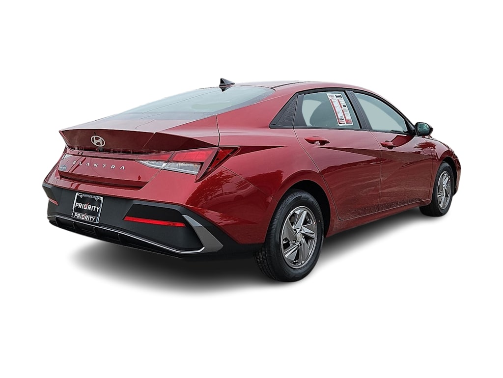 Thumbnail: 2025 Hyundai Elantra - 13