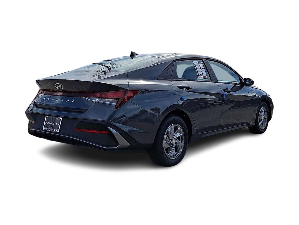 Thumbnail: 2026 Hyundai Elantra - 8