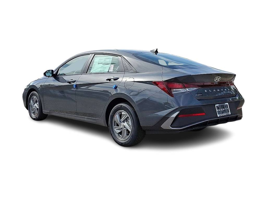 Thumbnail: 2026 Hyundai Elantra - 2