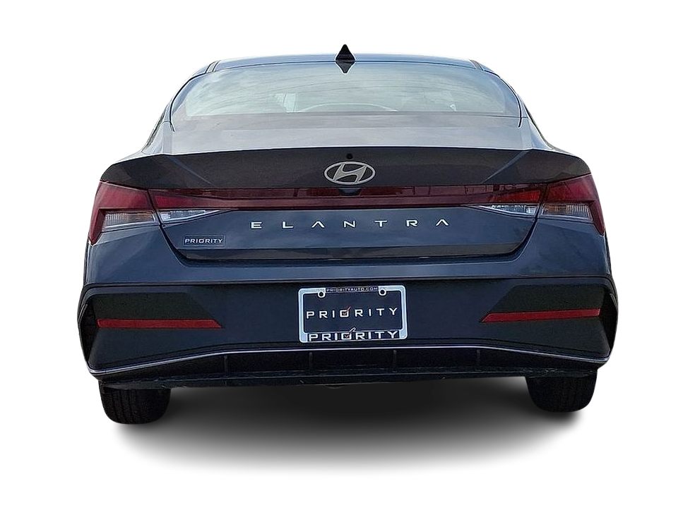 Thumbnail: 2026 Hyundai Elantra - 3