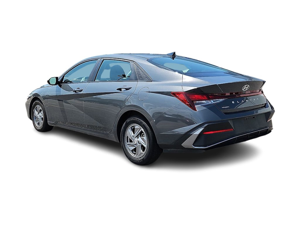 Thumbnail: 2024 Hyundai Elantra - 4