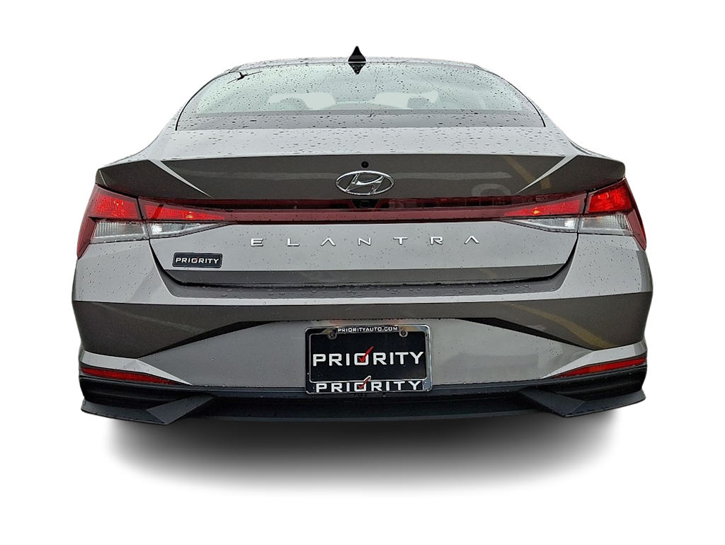 Thumbnail: 2023 Hyundai Elantra - 5