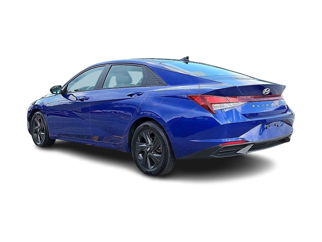 Thumbnail: 2022 Hyundai Elantra - 4