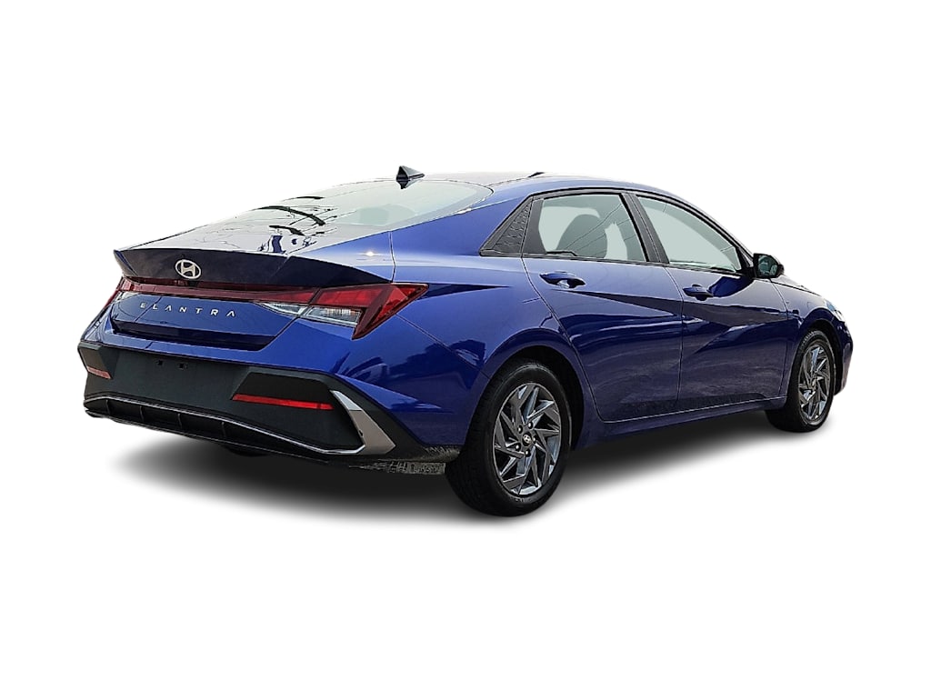 Thumbnail: 2024 Hyundai Elantra - 18