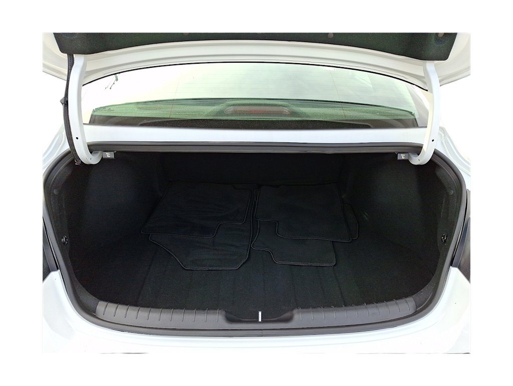 Thumbnail: 2025 Hyundai Elantra - 14