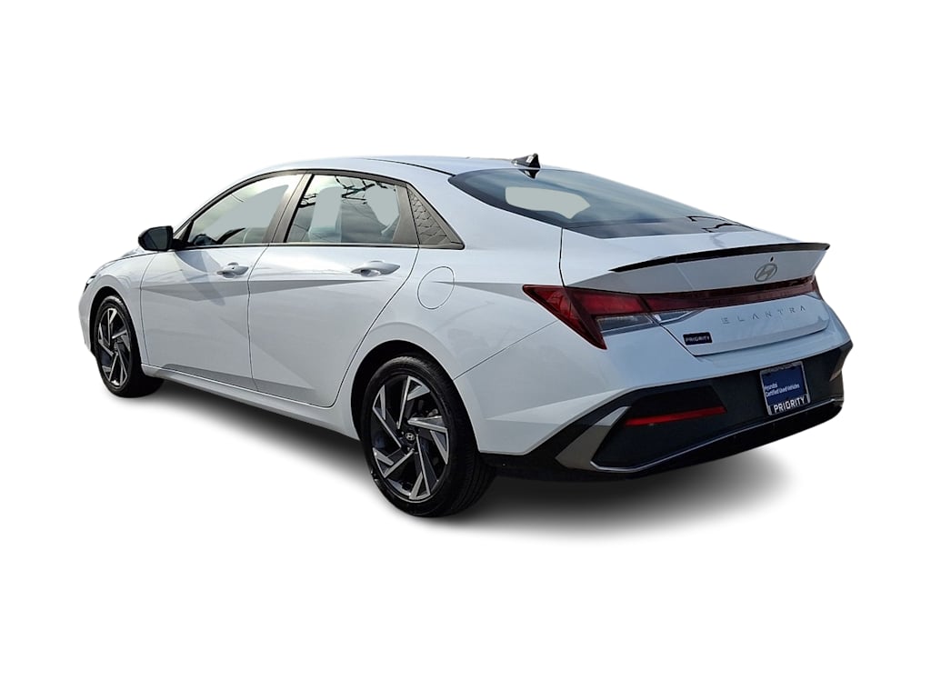 Thumbnail: 2025 Hyundai Elantra - 4