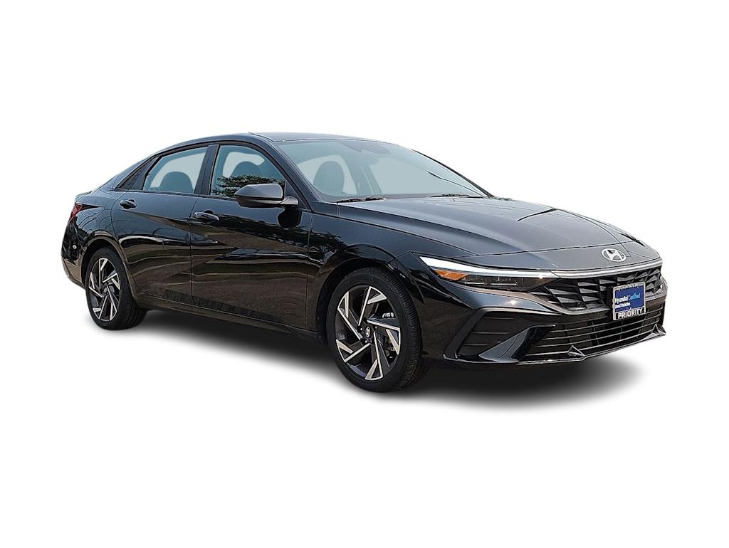 Thumbnail: 2025 Hyundai Elantra - 17