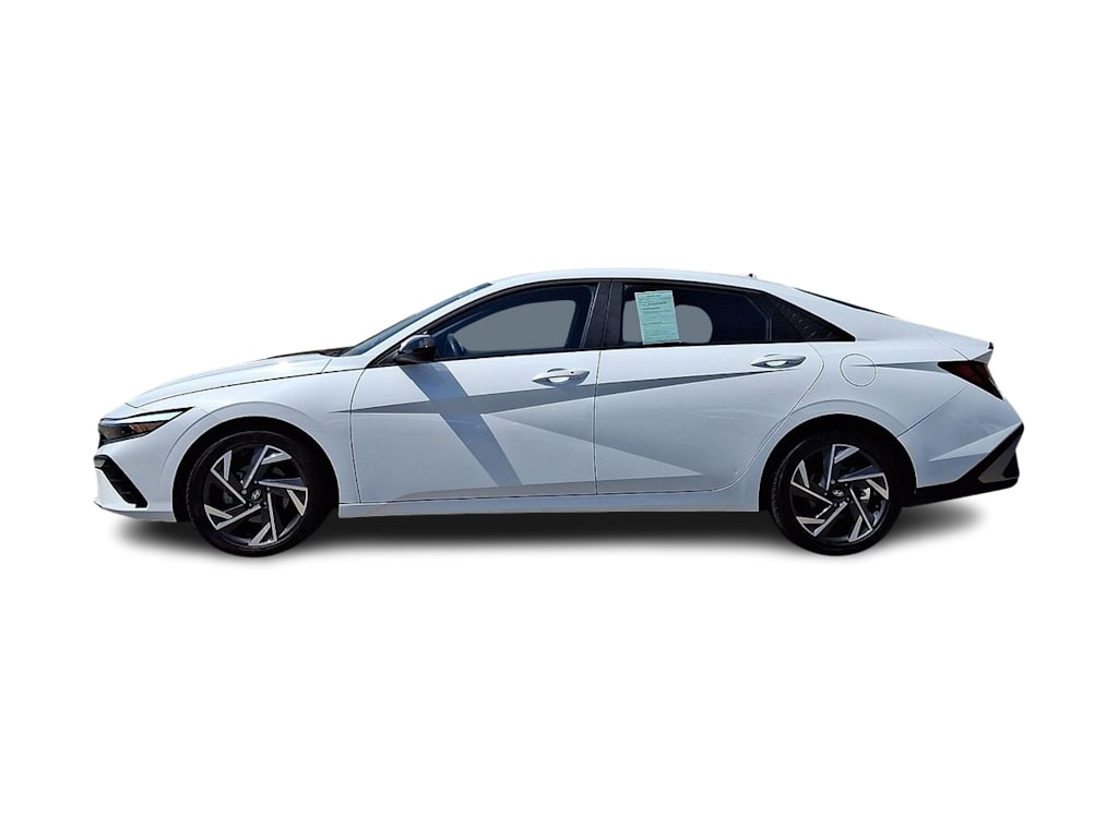 Thumbnail: 2025 Hyundai Elantra - 3