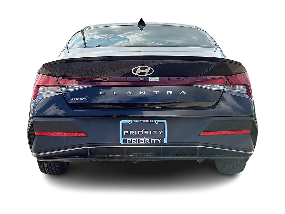 Thumbnail: 2025 Hyundai Elantra - 4