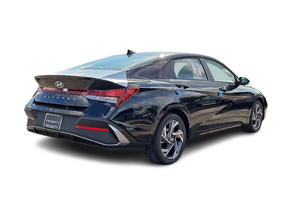 Thumbnail: 2025 Hyundai Elantra - 14