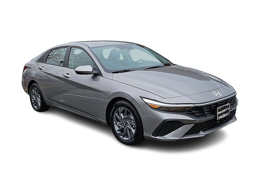 Thumbnail: 2024 Hyundai Elantra - 15