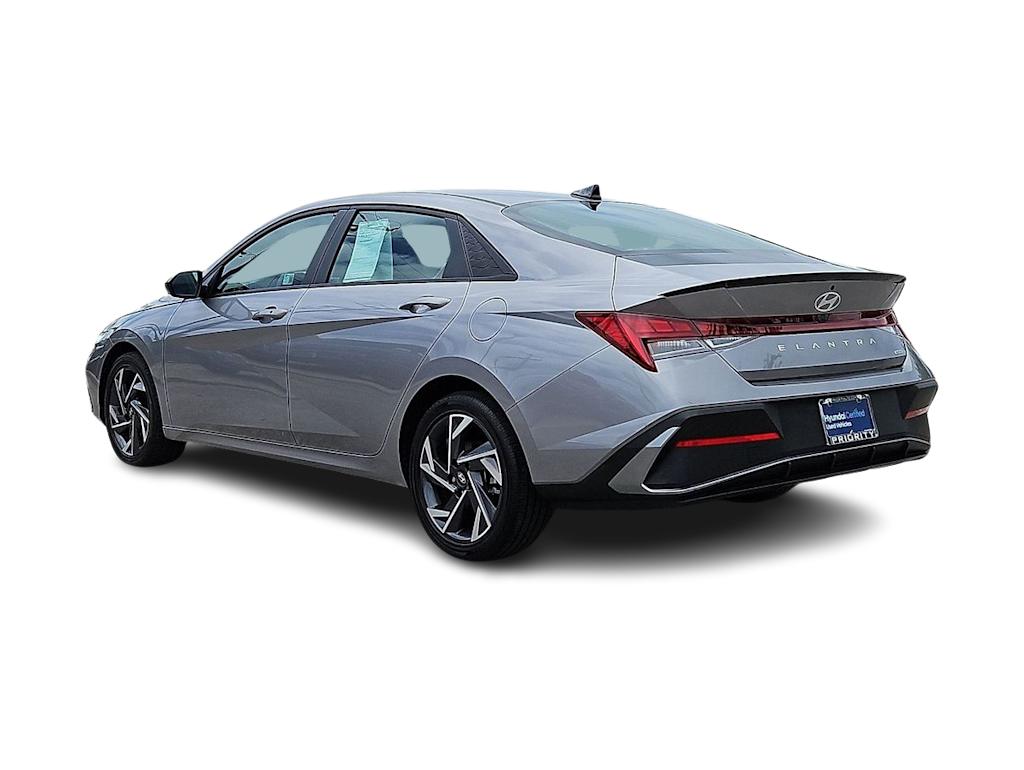 Thumbnail: 2025 Hyundai Elantra - 4