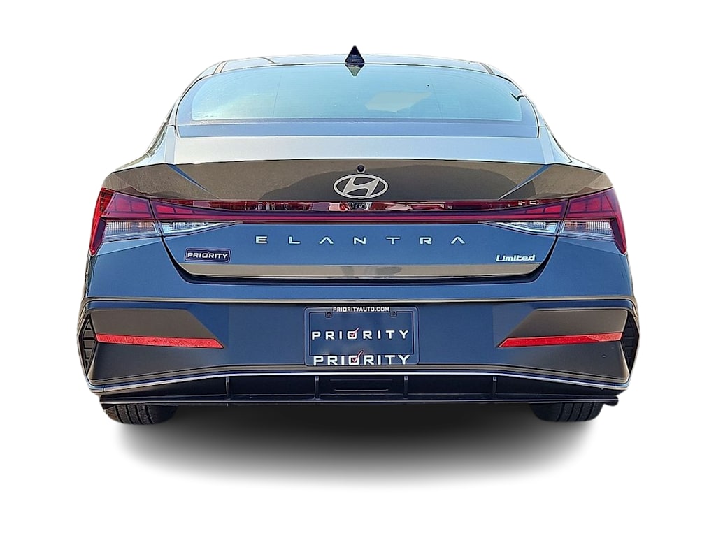 Thumbnail: 2026 Hyundai Elantra - 4