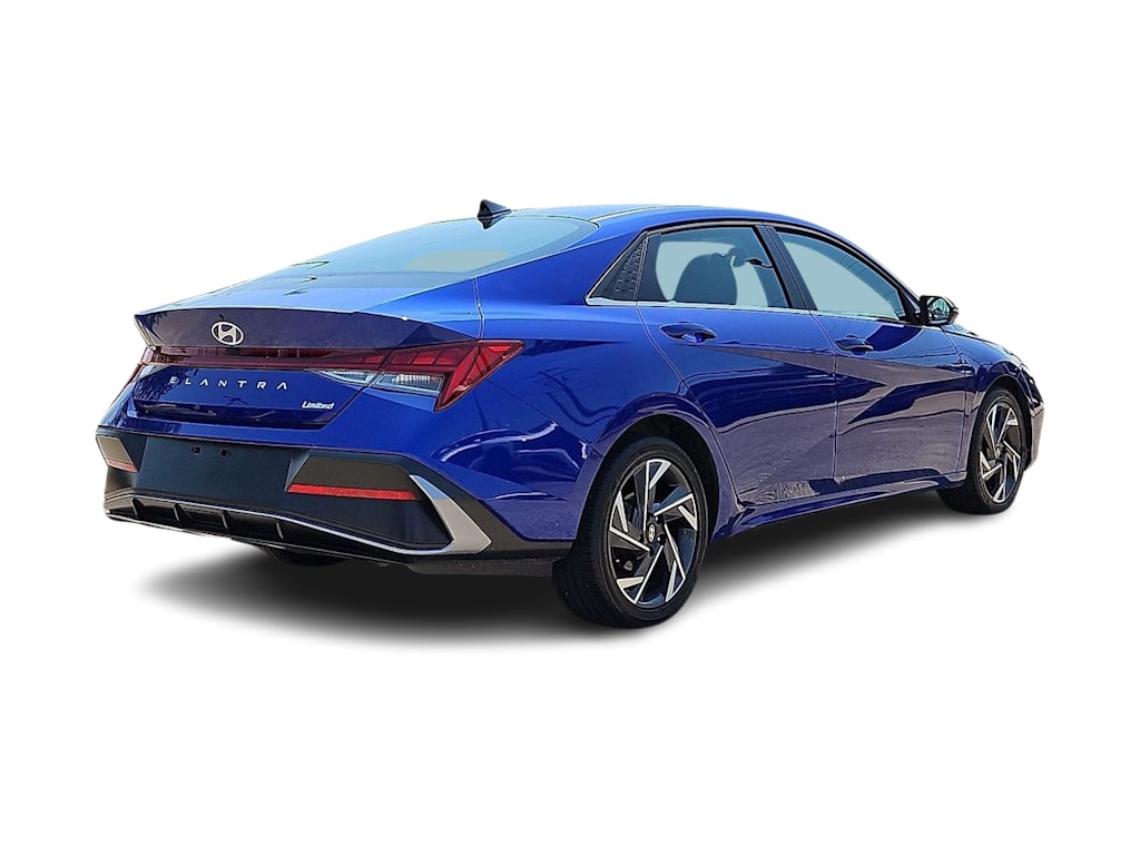 Thumbnail: 2025 Hyundai Elantra - 18