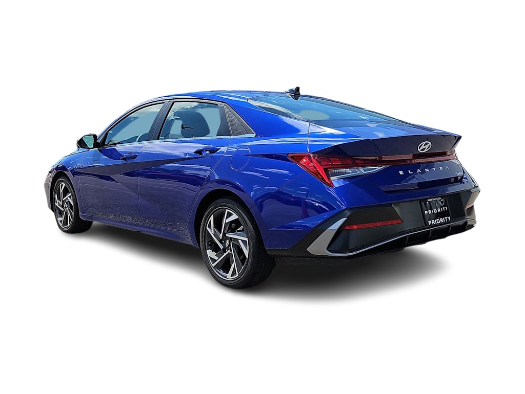 Thumbnail: 2025 Hyundai Elantra - 4