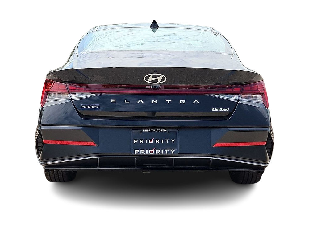 Thumbnail: 2026 Hyundai Elantra - 4