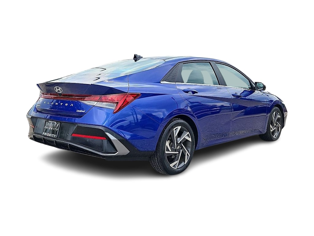 Thumbnail: 2024 Hyundai Elantra - 17
