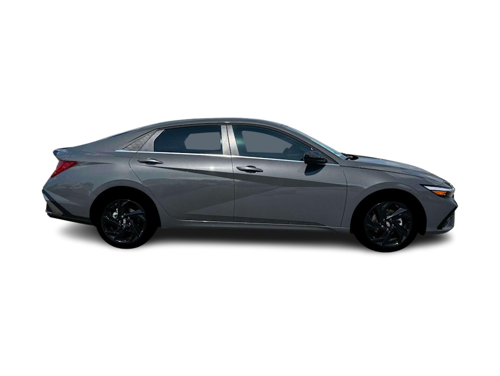 Thumbnail: 2026 Hyundai Elantra - 16