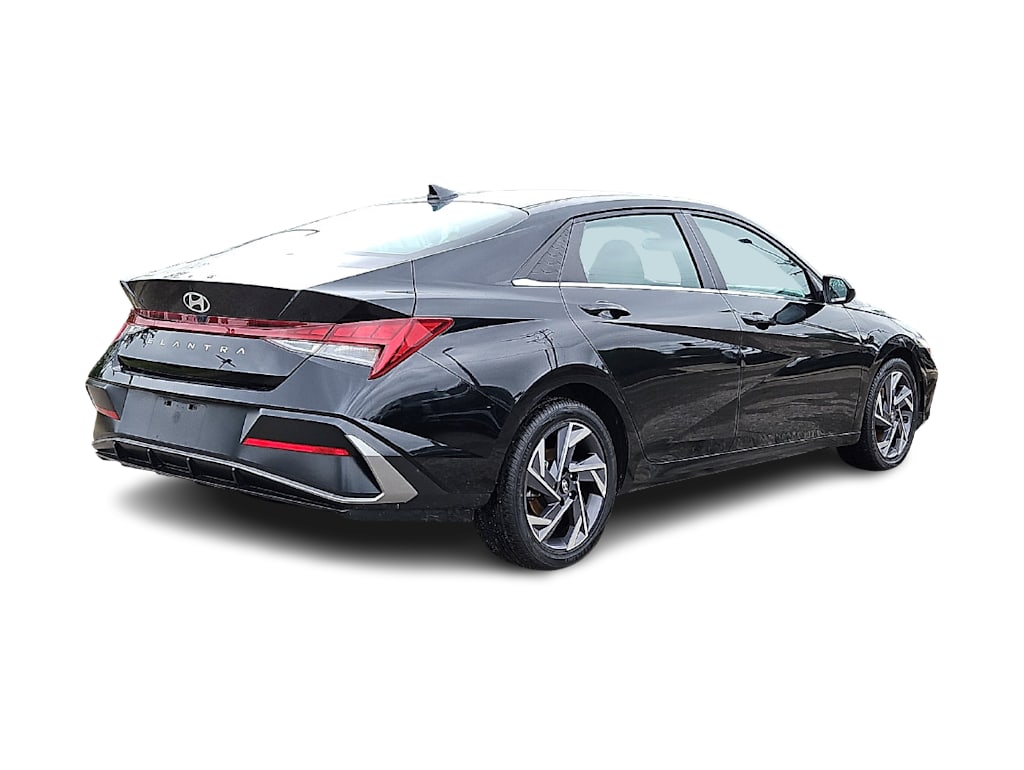 Thumbnail: 2025 Hyundai Elantra - 18
