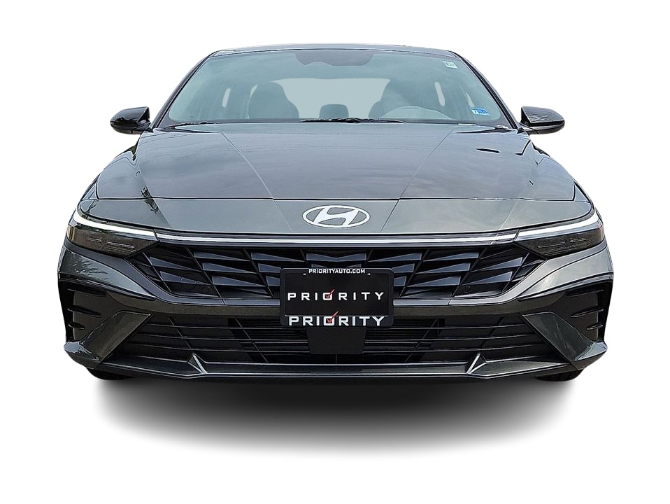 Thumbnail: 2026 Hyundai Elantra - 4