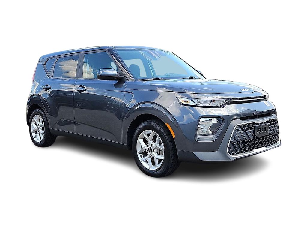 Thumbnail: 2022 Kia Soul - 17