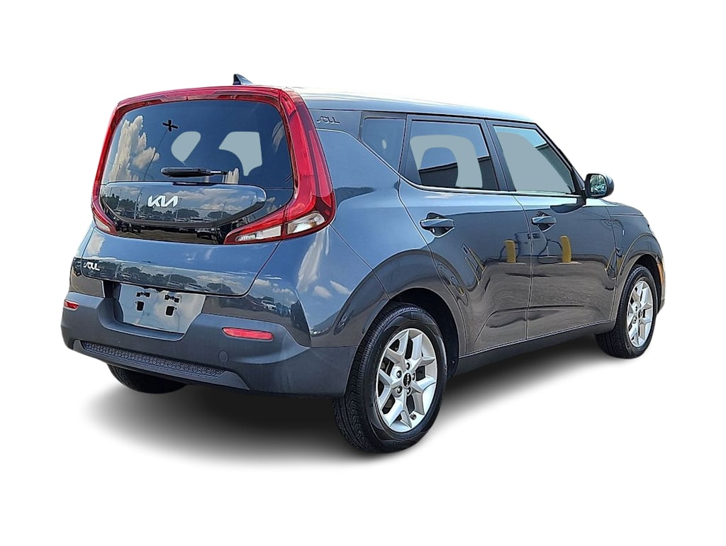 Thumbnail: 2022 Kia Soul - 18