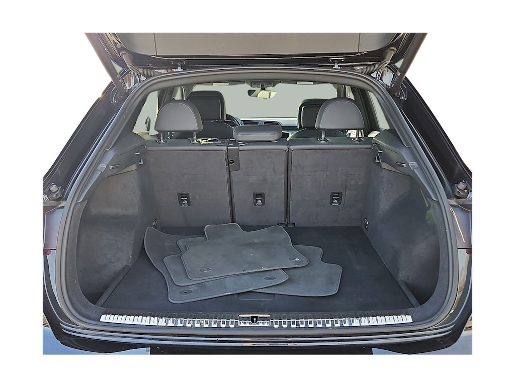 Thumbnail: 2024 Audi Q3 - 13