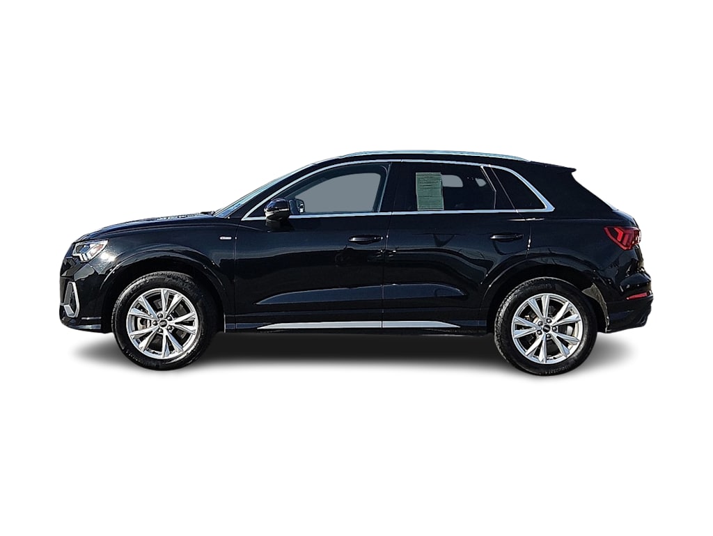 Thumbnail: 2024 Audi Q3 - 3