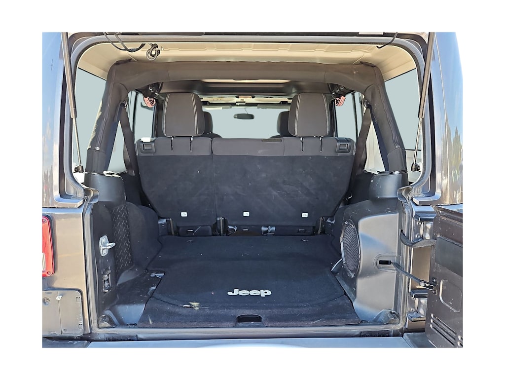 Thumbnail: 2014 Jeep Wrangler - 17