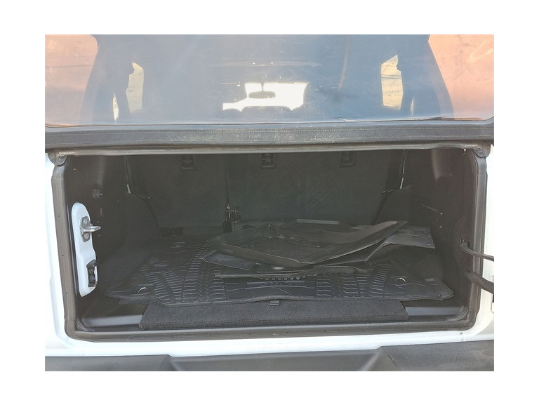 Thumbnail: 2020 Jeep Wrangler - 18