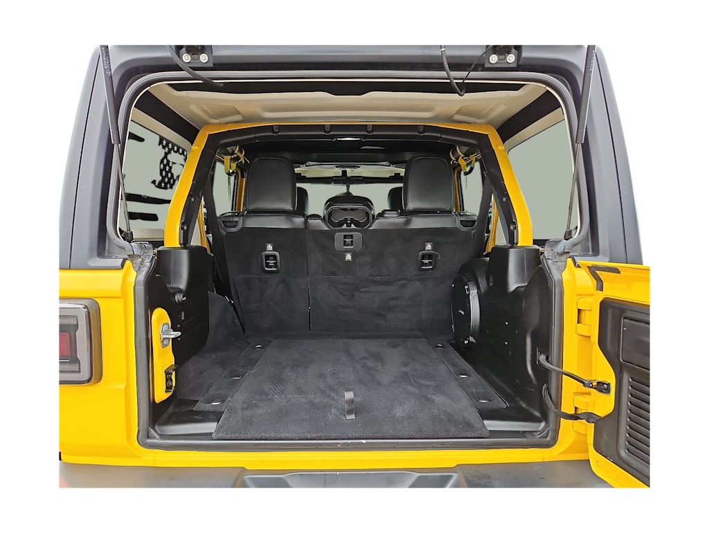 Thumbnail: 2018 Jeep Wrangler - 17