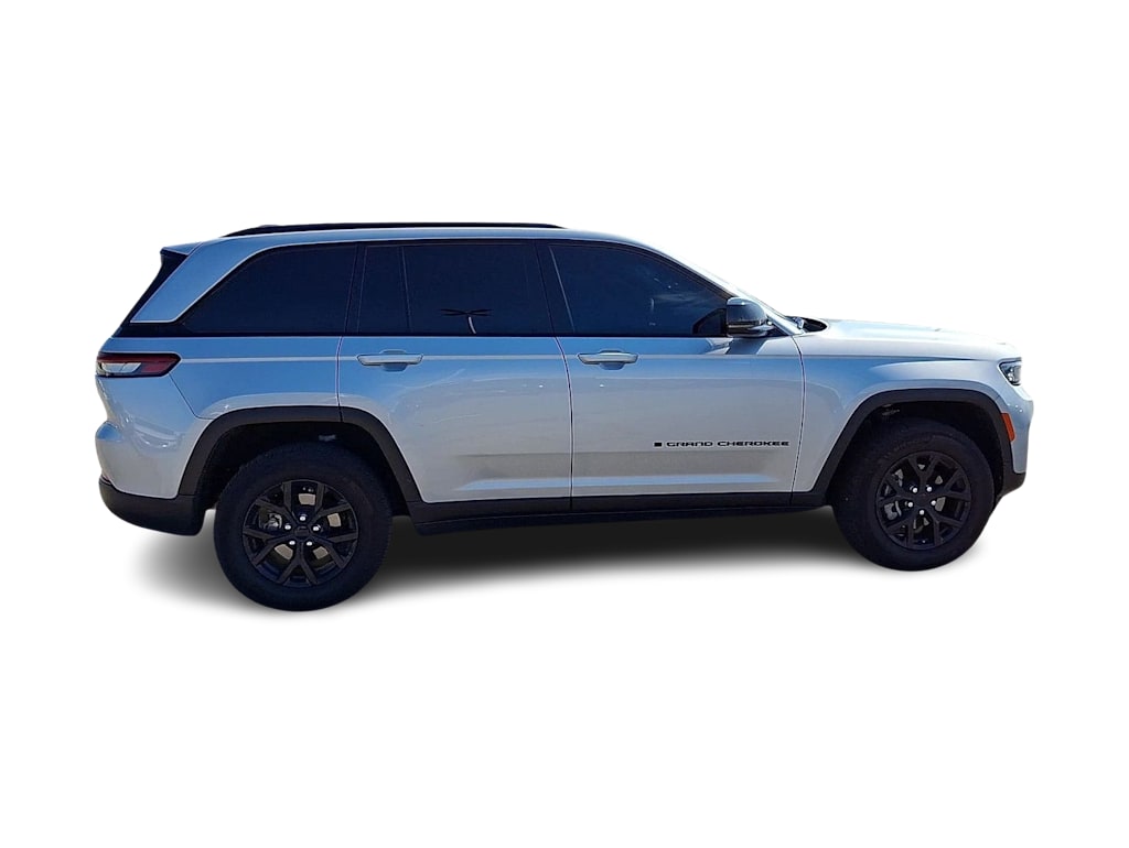Thumbnail: 2025 Jeep Grand Cherokee - 22