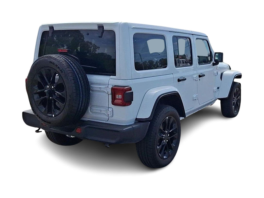 Thumbnail: 2025 Jeep Wrangler - 23