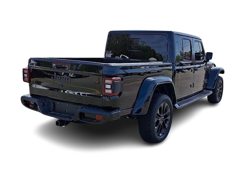 Thumbnail: 2023 Jeep Gladiator - 21