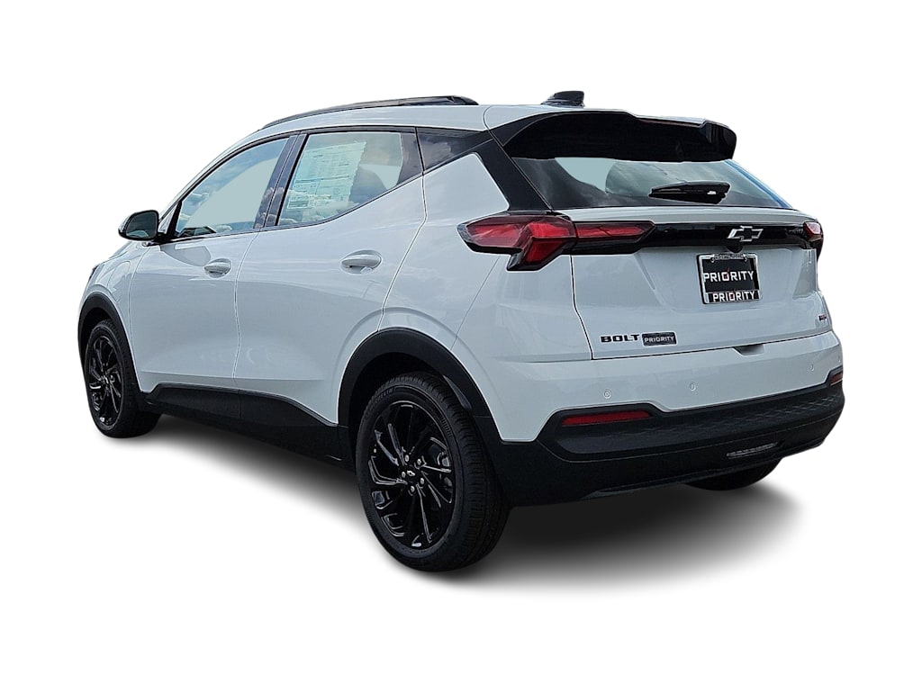 Thumbnail: 2027 Chevrolet Bolt EV - 3