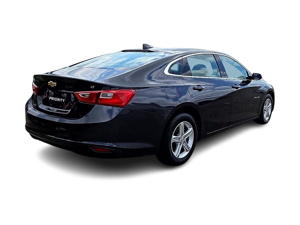 Thumbnail: 2023 Chevrolet Malibu - 23