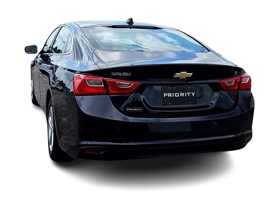 Thumbnail: 2023 Chevrolet Malibu - 22
