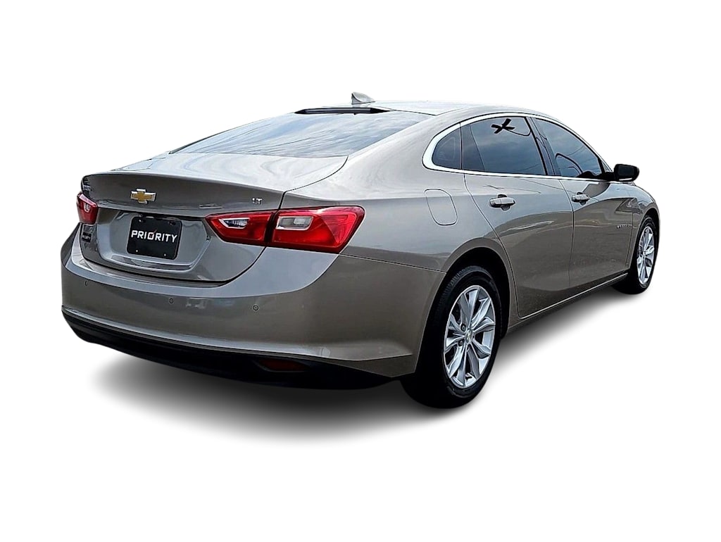 Thumbnail: 2023 Chevrolet Malibu - 23
