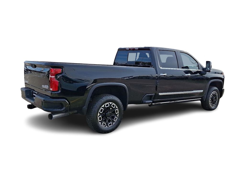 Thumbnail: 2026 Chevrolet Silverado 3500 - 11