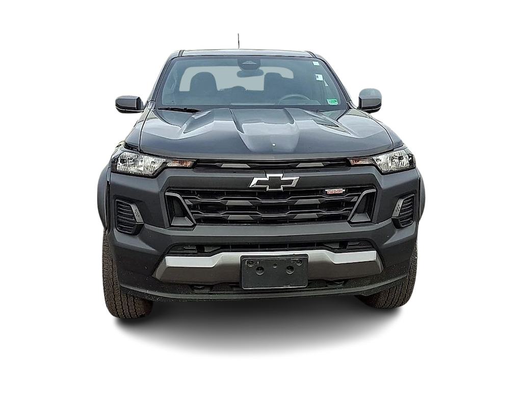 Thumbnail: 2024 Chevrolet Colorado - 4