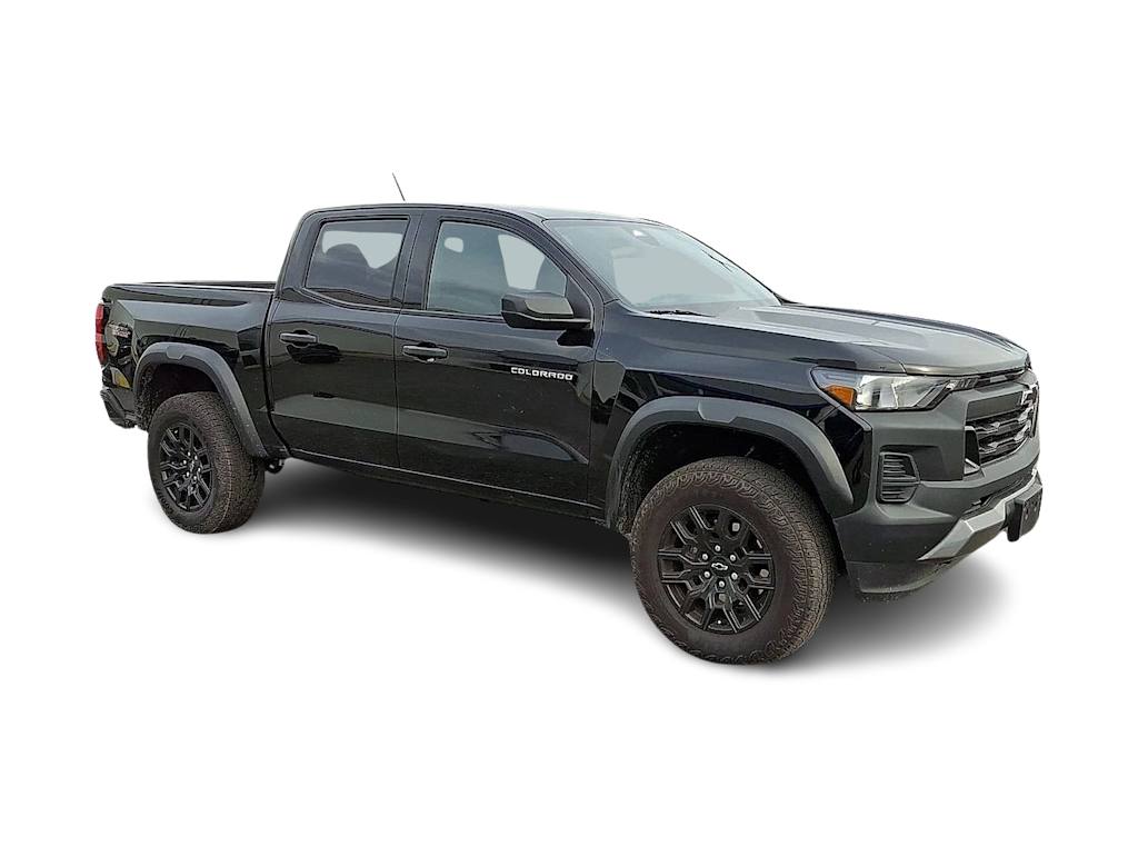 Thumbnail: 2024 Chevrolet Colorado - 18