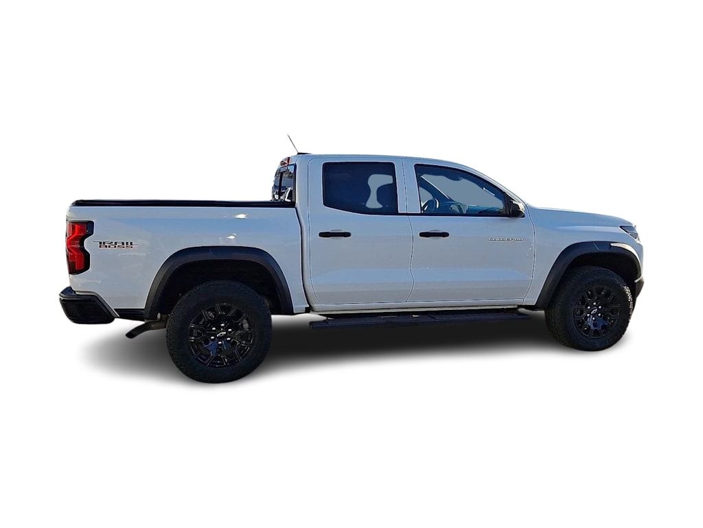 Thumbnail: 2023 Chevrolet Colorado - 24