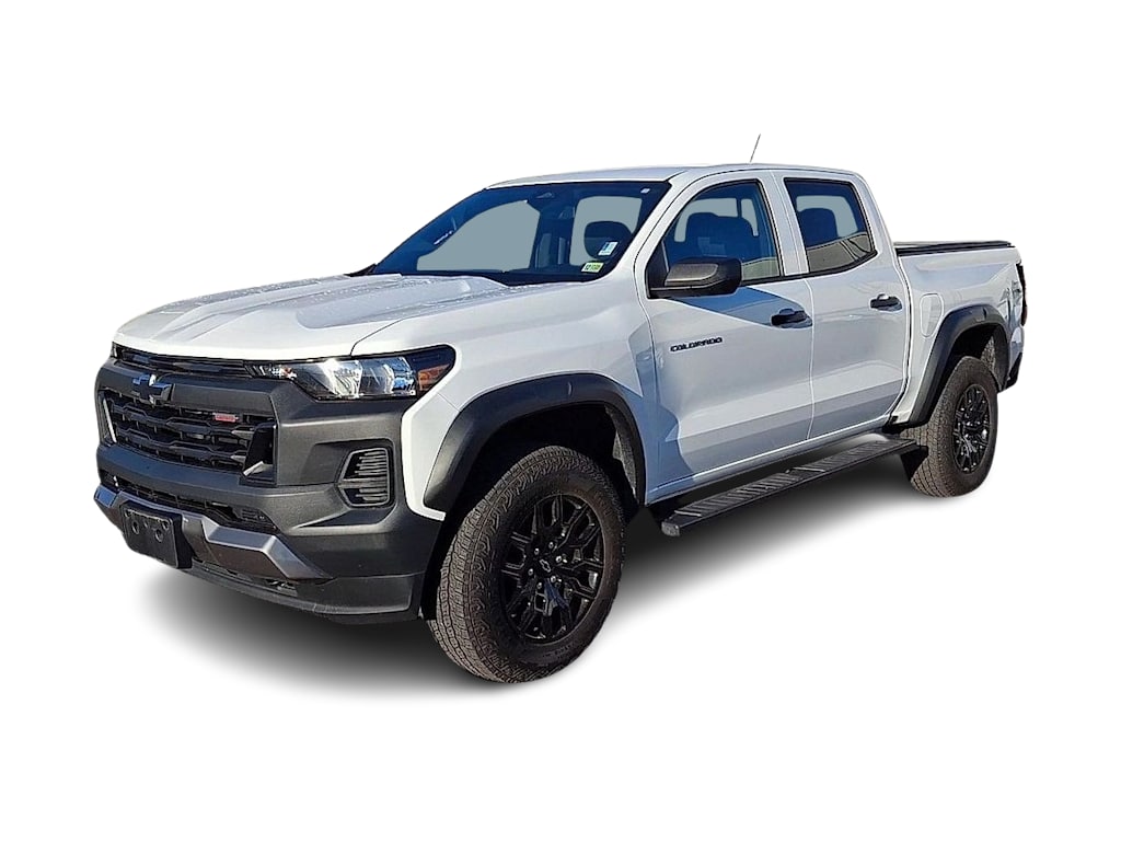 Thumbnail: 2023 Chevrolet Colorado - 21