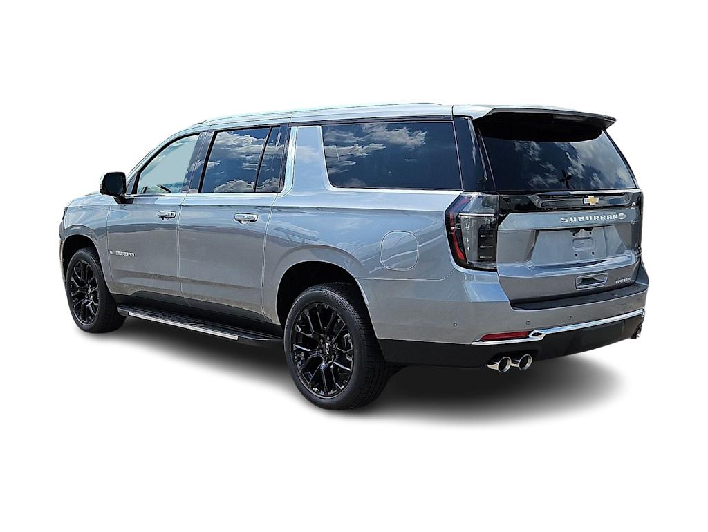 Thumbnail: 2026 Chevrolet Suburban - 3