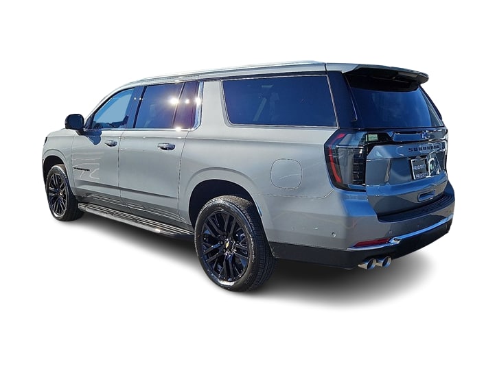 Thumbnail: 2026 Chevrolet Suburban - 3