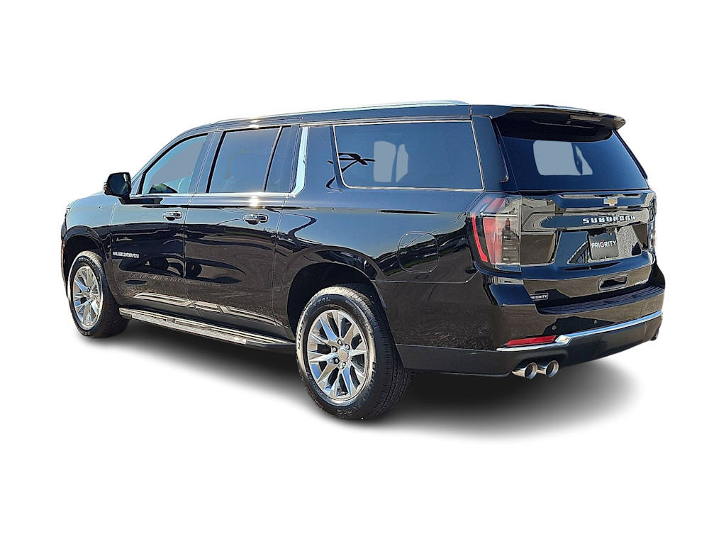 Thumbnail: 2026 Chevrolet Suburban - 3