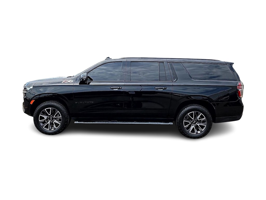 Thumbnail: 2021 Chevrolet Suburban - 3