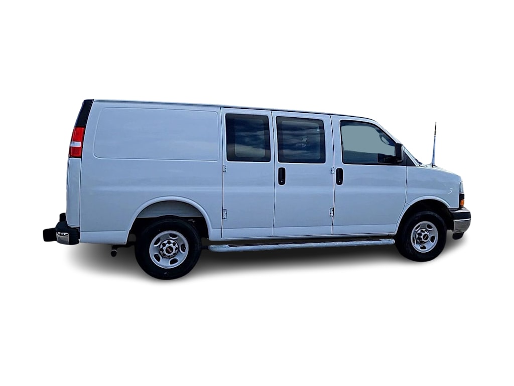 Thumbnail: 2025 GMC Savana - 23